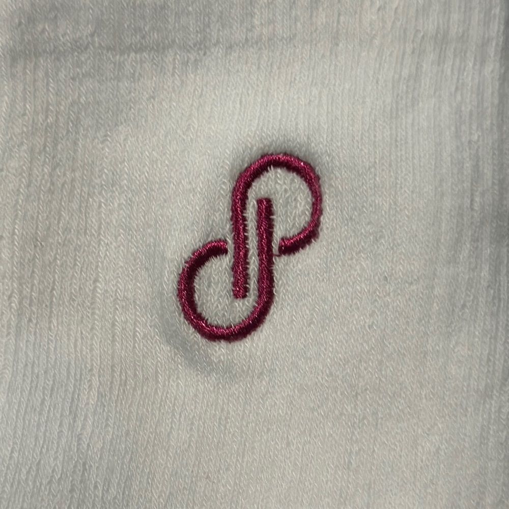 White poshmark socks - Picture 4 of 4